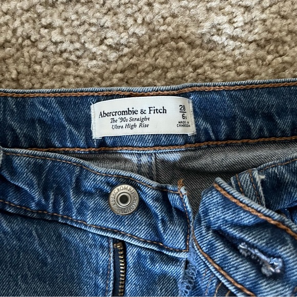 Abercrombie 90's Jean - Dark Wash - Picture 3 of 3
